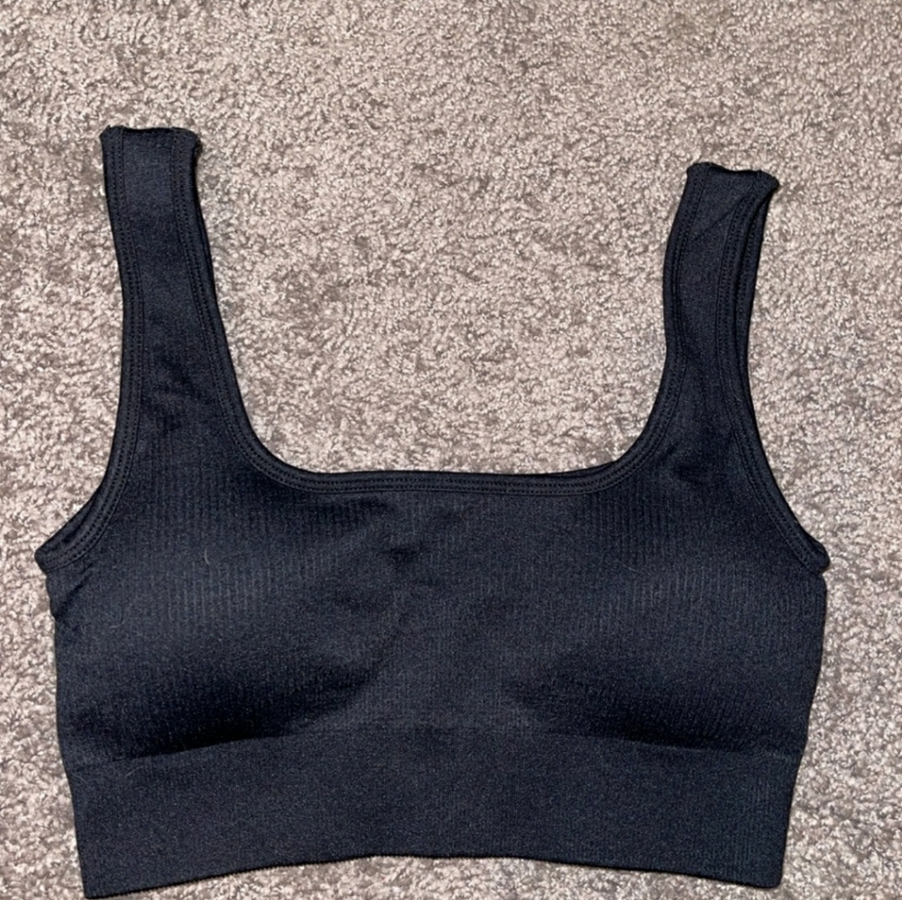 Black top, Small